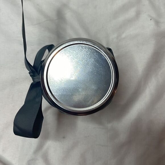 Soy Boy’s Fresh Cut Lavender All Natural Candle. - Picture 3 of 6